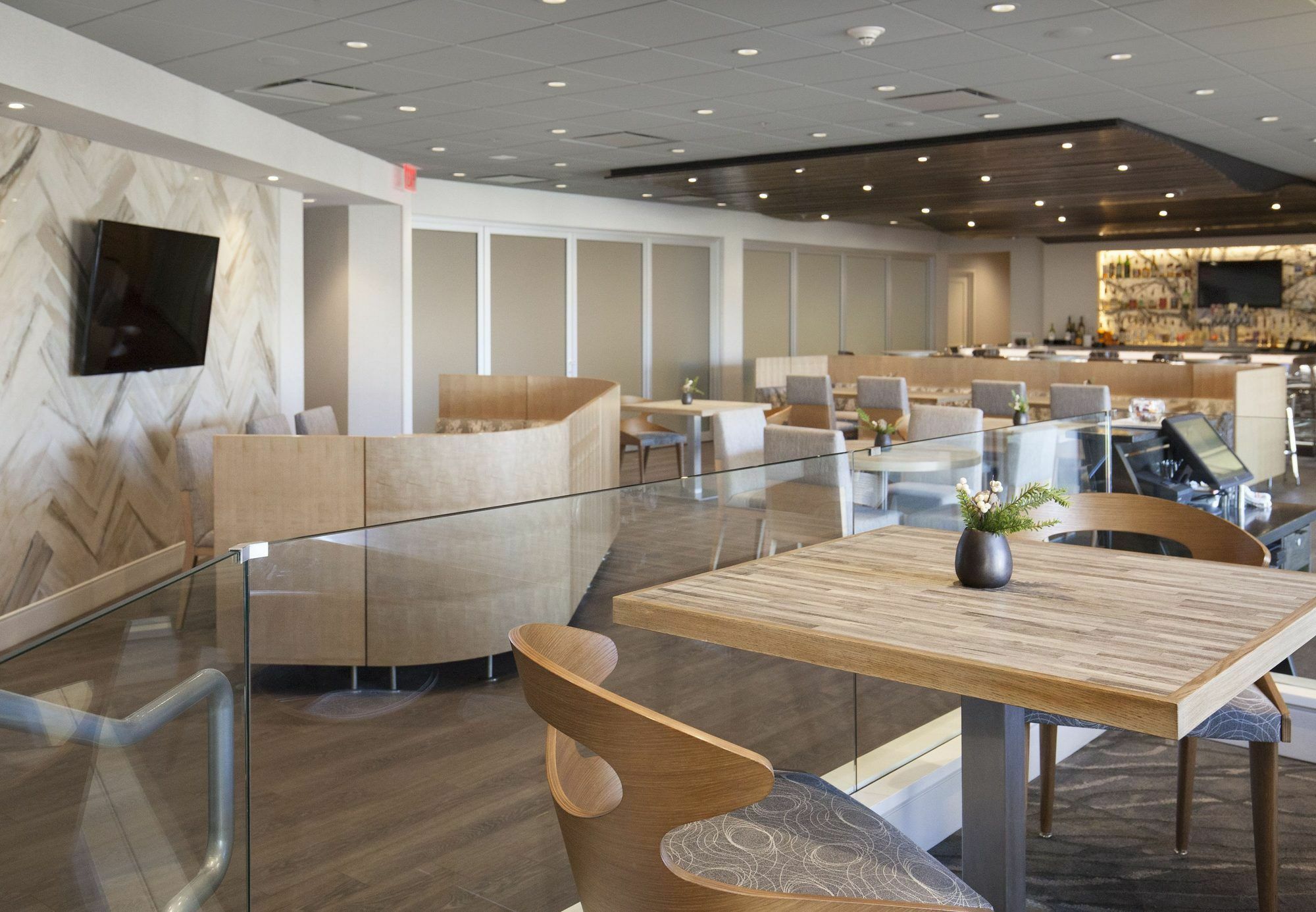 Rochester Airport Marriott Экстерьер фото